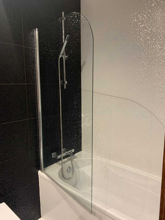 Banheira Torneira e Painéis de Banheira