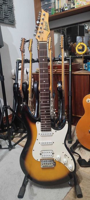 Ashton Sunburst Stratocaster