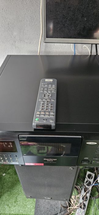 Sony CDP- CX 270