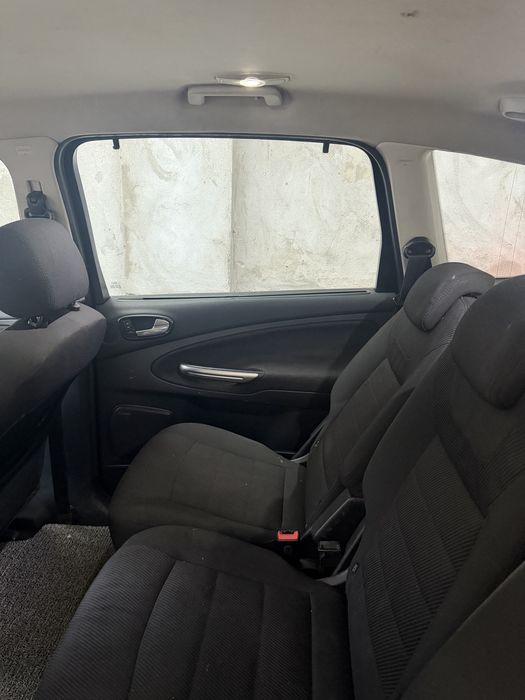 Ford s max , терміново
