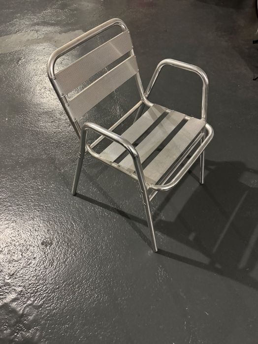 Cadeira de aluminio