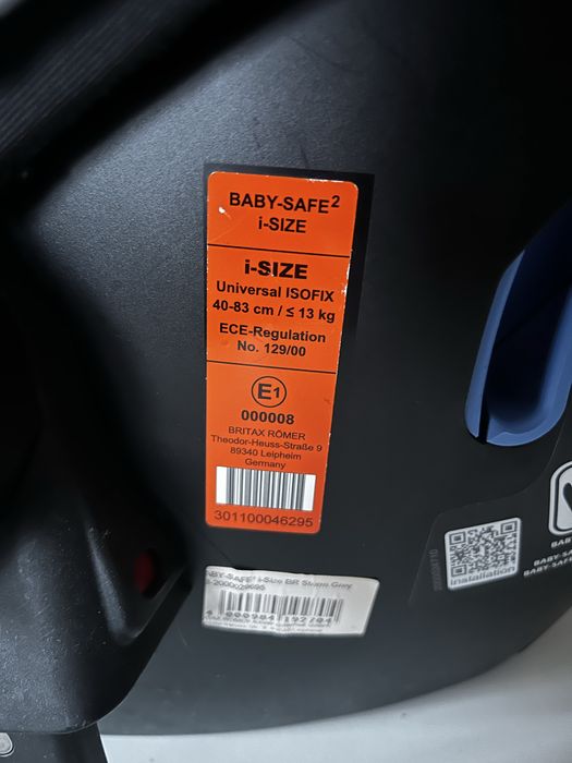 Fotelik z bazą britax romer