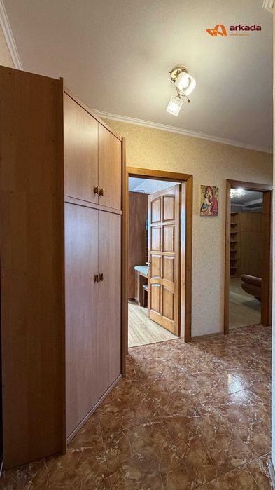 Продаж 2 кім. квартири з ремонтом в районі Каскаду