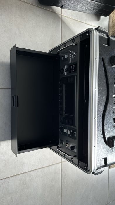 Mesa digital Behringer X32 rack