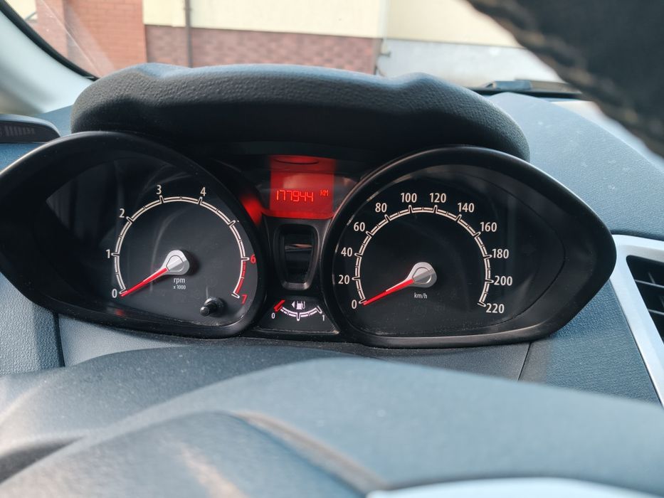 Sprzedam Ford fiesta 1.2