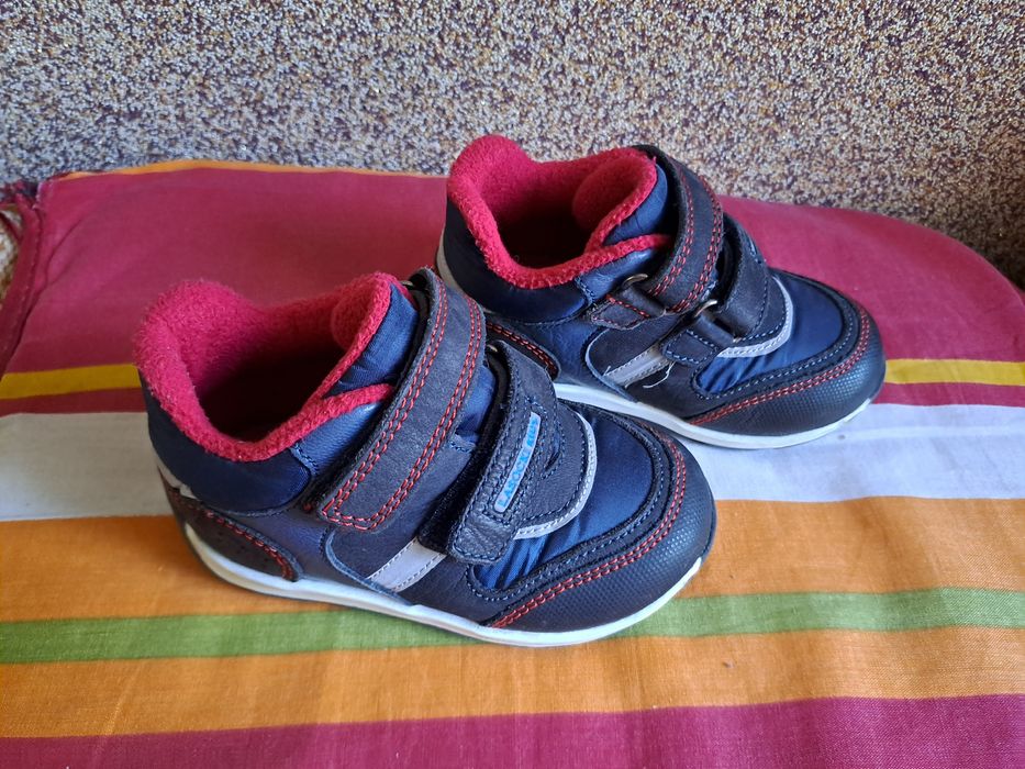 Adidasy chłopięce rozm 20