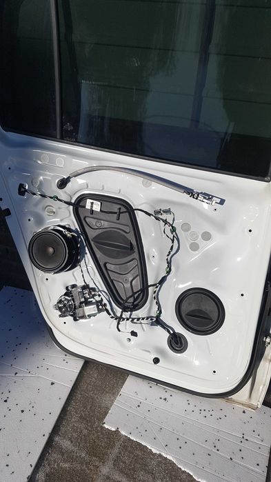 Drzwi Touran III (2015-) 5TA Białe