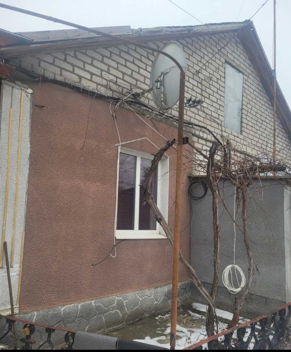 Продаж будинку зі всьма зручностями
