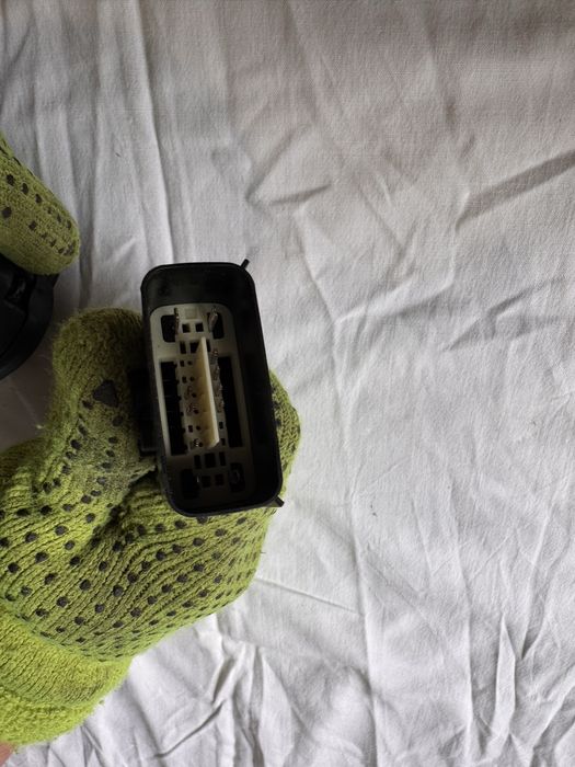 оригінальна проводка (жгут) для фаркопа Tesla Model Y