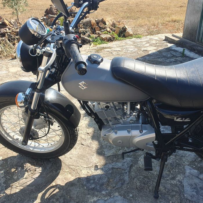 Moto 125 susuki van van