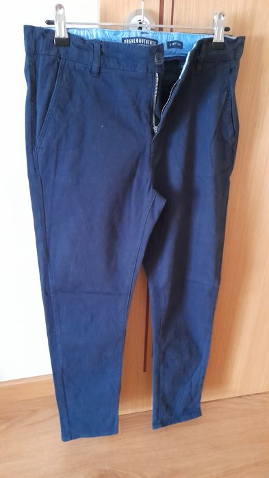 Calça clássica para rapaz