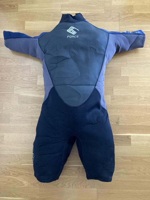 Fato de surf tamanho L