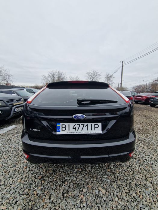 Ford Focus 2010 року