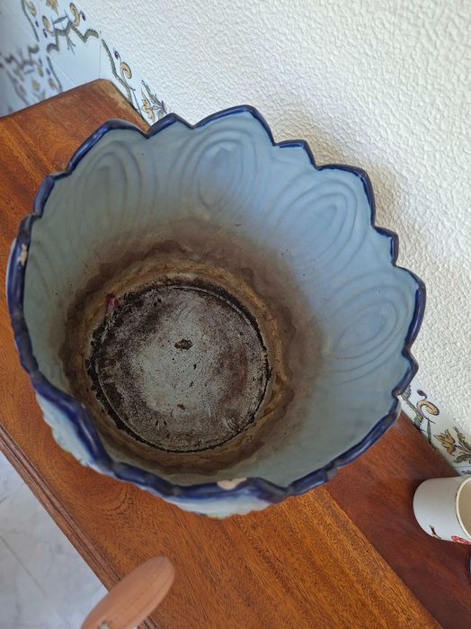Cachepot em faiança da Vestal Alcobaça - Grande dimensão
