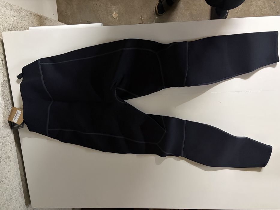 Calças neoprene Palm 3mm - novas