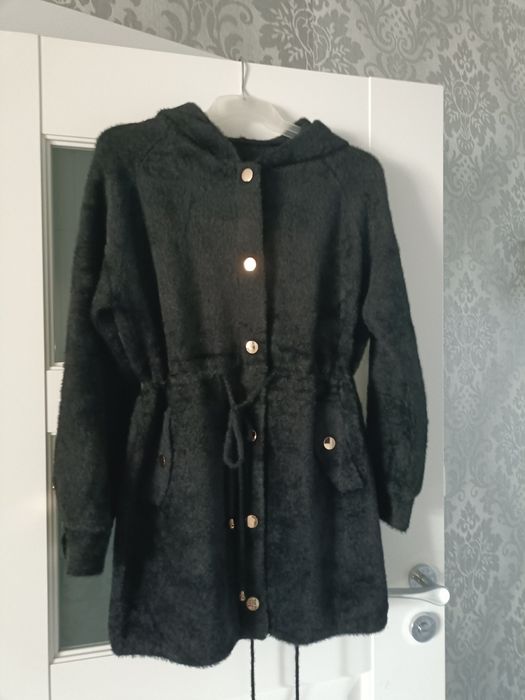 Kurtka damska z Alpaki wiązana czarna