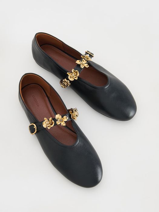 Балетки з декоративним ремінцем