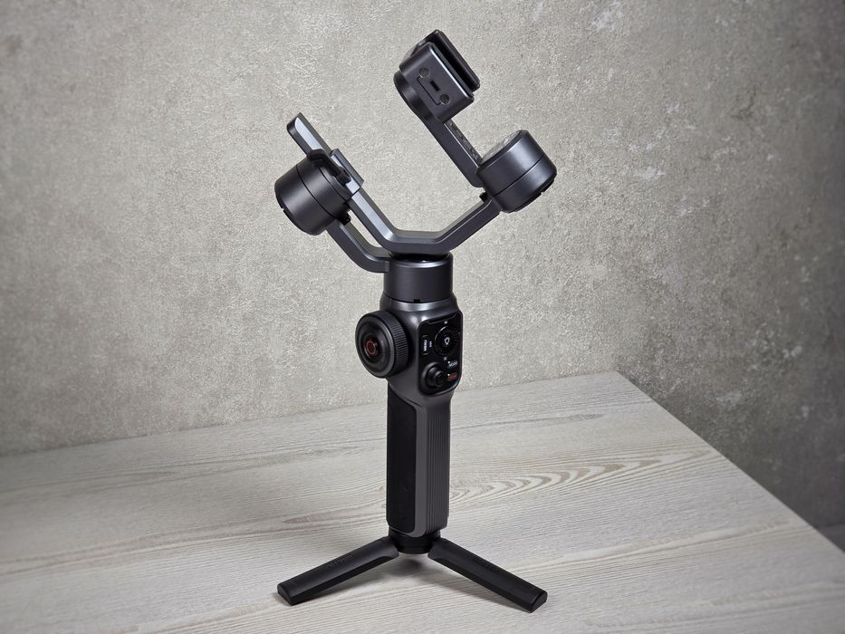 Стабілізатор для смартфону Zhiyun Smooth 5 Combo Black • Android/iOS