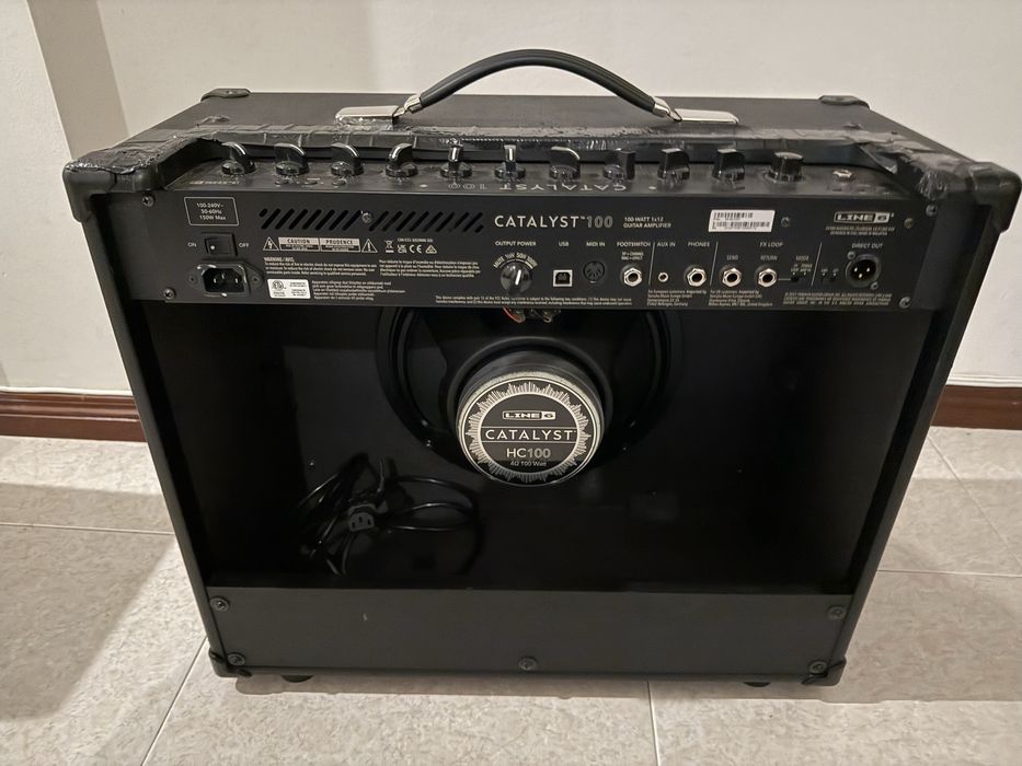 Vendo Line 6 Catalyst 100 Combo