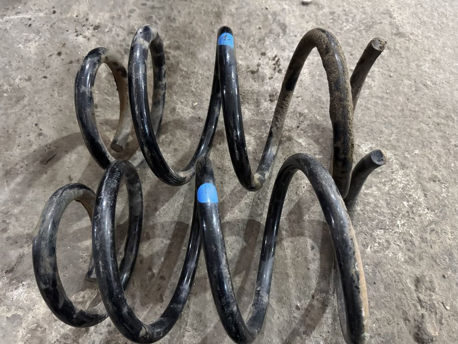 Пружина передня Renault Master Opel Movano Nissan 2.3 з 2010-2020