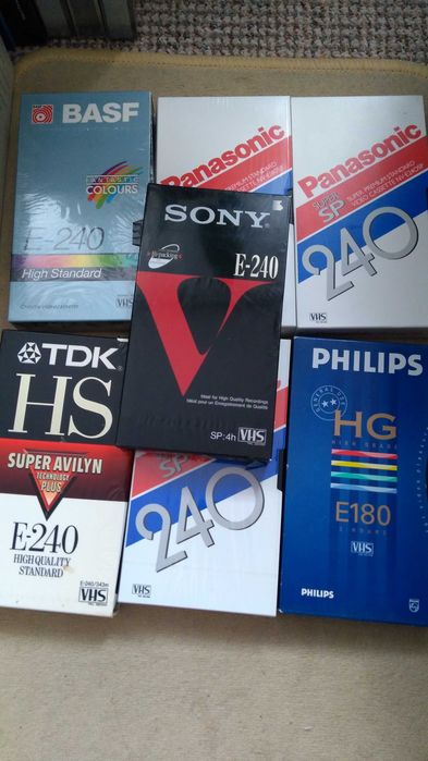 Kasety magnetowidowe  VHS zestaw 32 sztuki filmy