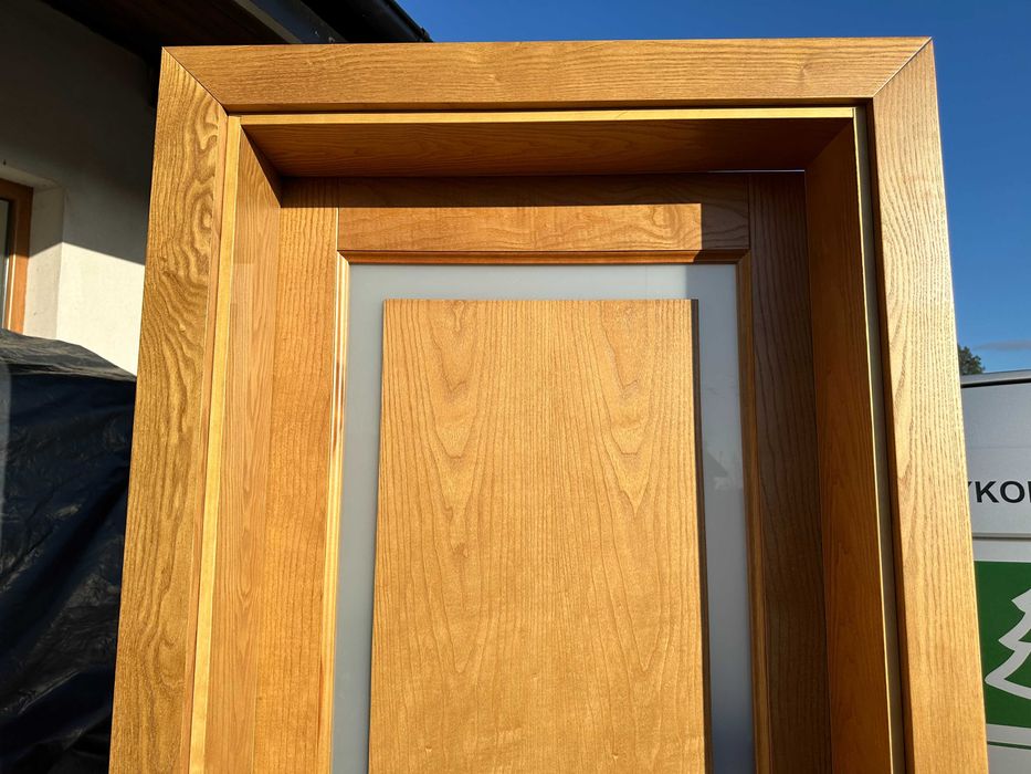 Drzwi drewniane jesion OD RĘKI z ościeżnicą regulowaną CAŁA POLSKA
