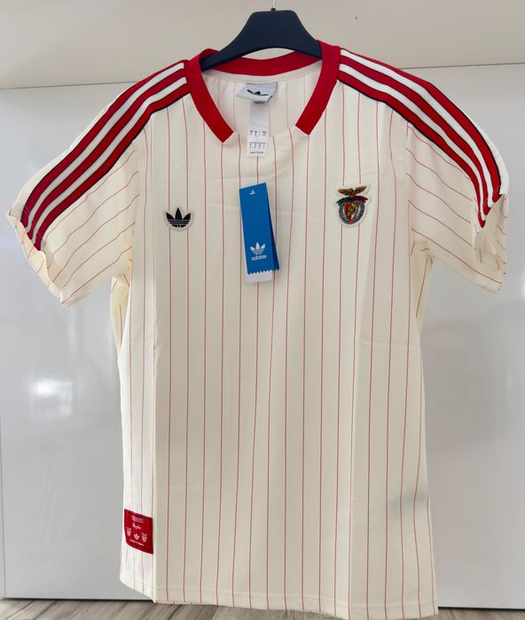 Camisola Benfica, Nova
