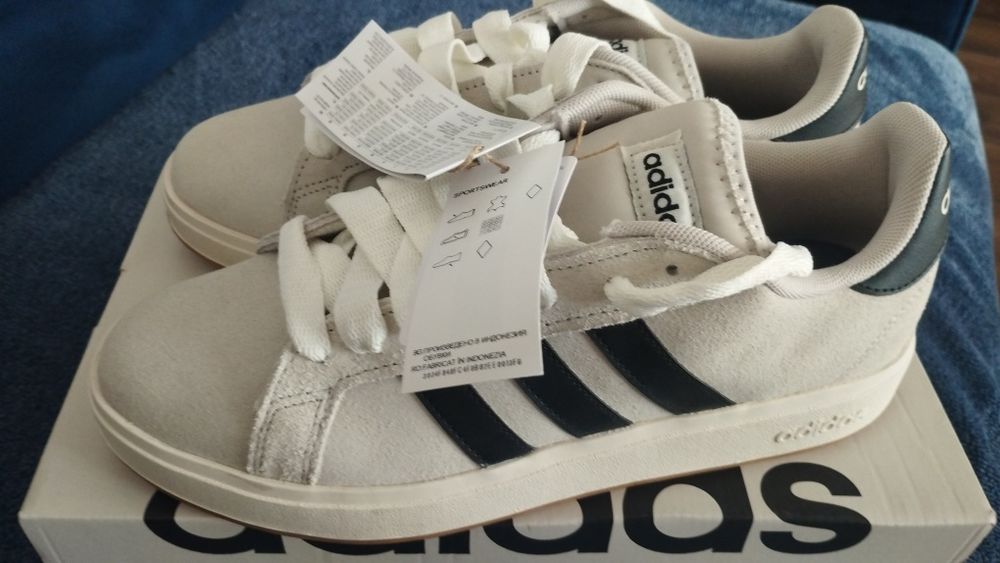 Buty sportowe  Adidas
