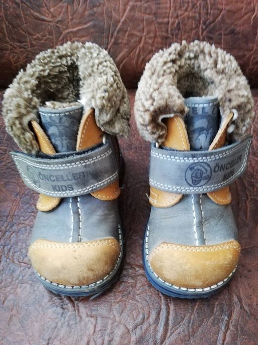 Дитячі зимові ботінки