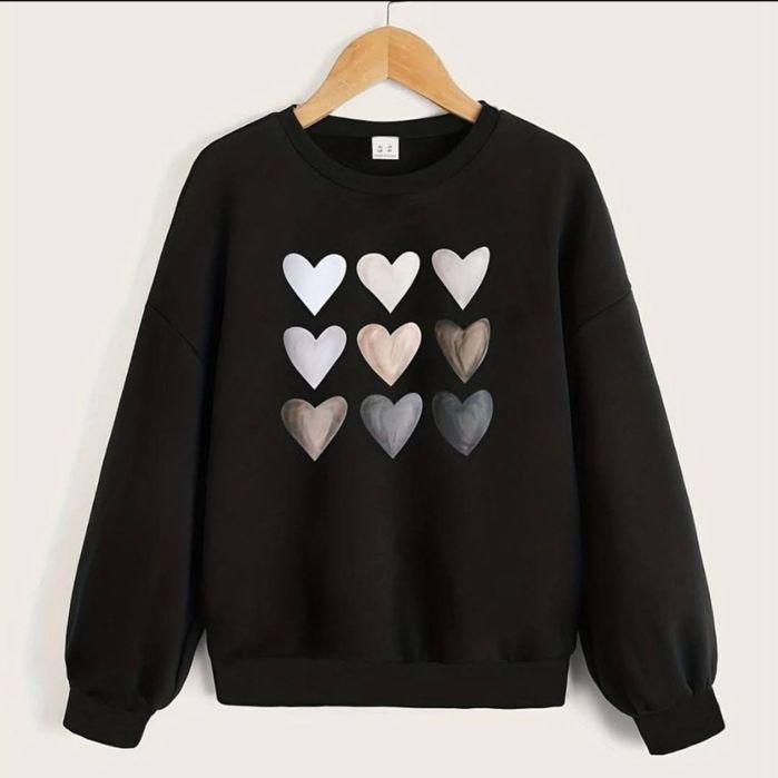 Жіночий оверсайз світшот «9 сердець» – теплий, м’який