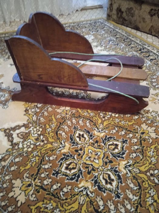 Санки дерев'яні дитячі