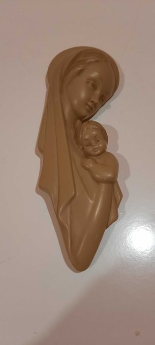 Imagem nossa Senhora com o menino Jesus