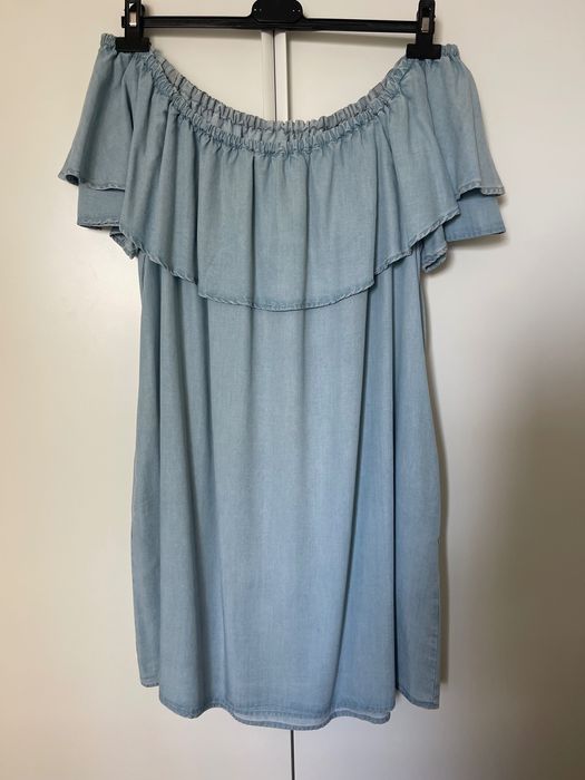 Vestido denim leve Zara Woman com folho / tamanho L (Com bolsos)