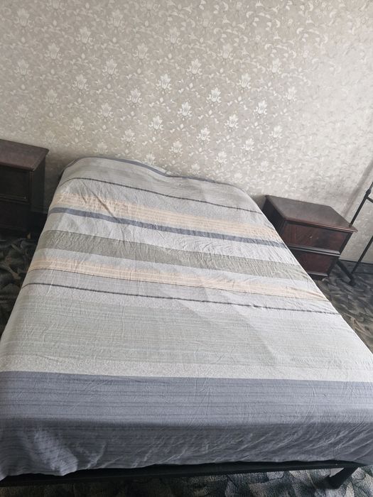 Квартира двокімнатна  автовокзал подобово ,погод,Чиста затишна.