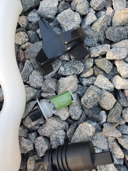 Бачок омивача Ford Escape Focus