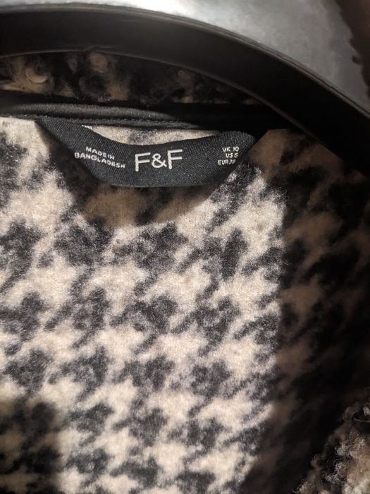 Trencz w pepitke  F&F 38