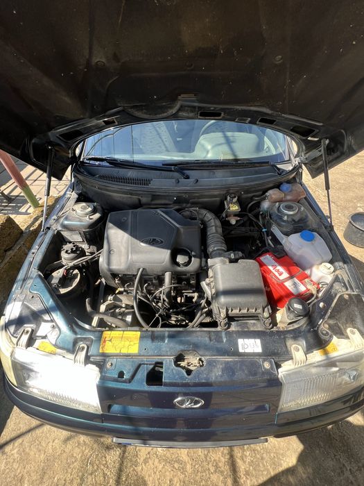 Продам  автомобиль ваз 2110 1.6 бензин