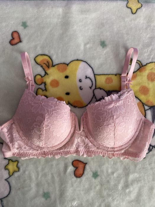 Бюстгалтер рожевий