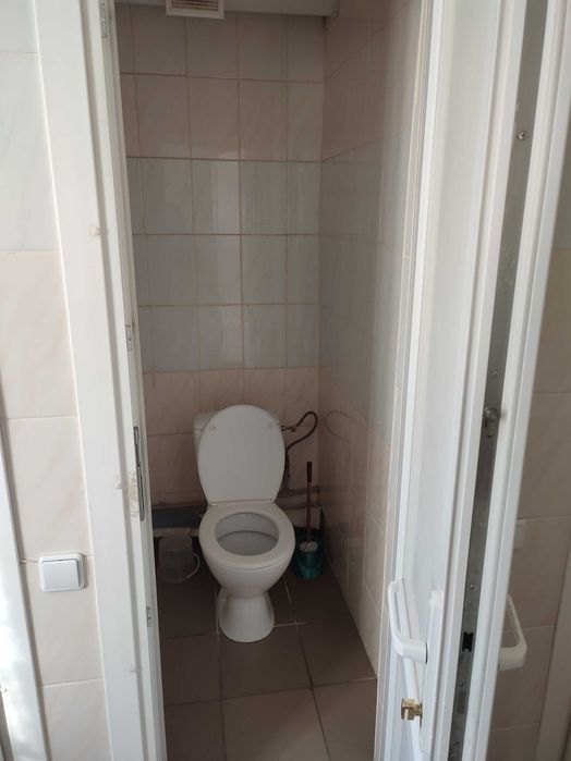 Продам малосімейку в районі автопарку. Свіжий косметичний ремонт.
