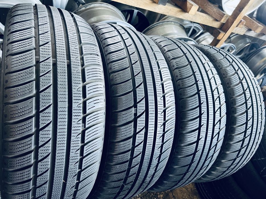 Шини Резина Зимові 19Рік 205 55 17 Tomket Snowroad Pro3 4шт