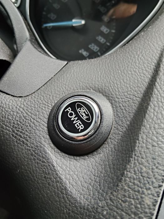 Ford Focus 1.6B Super Stan Hak