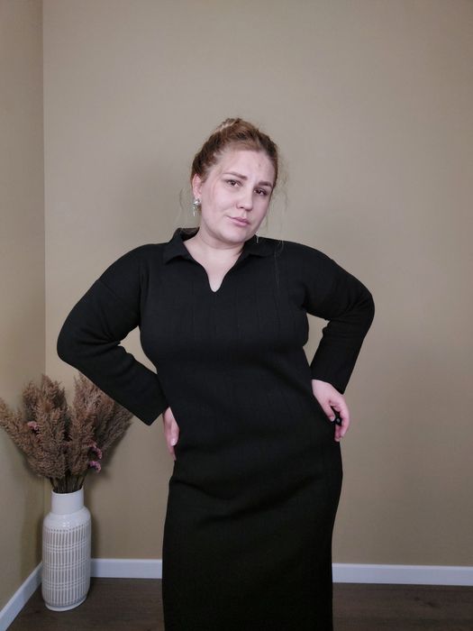 Сукня тепла в'язана