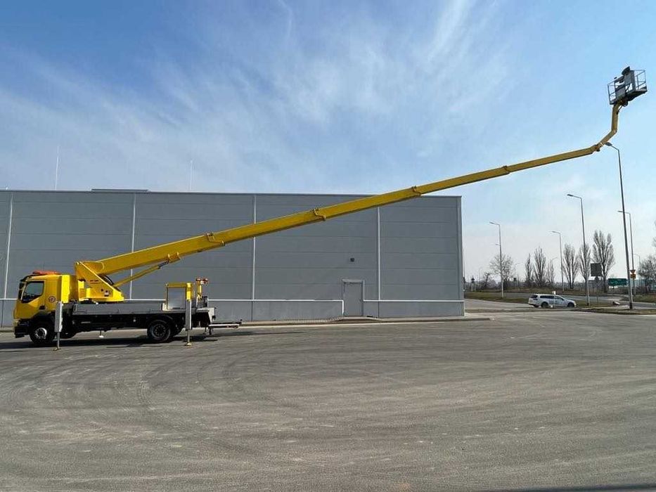 PODNOŚNIKI KOSZOWE Wynajem 23M 35M Zwyżki Wycinka Drzew