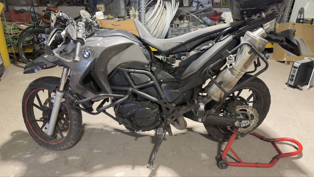 BMW F 650 GS – Motor a trabalhar – Acidentada / Peças ou recuperação