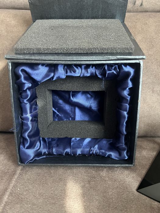 Lexus Szklana Kostka Z Laserowym Grawerem Samochodu Lexus