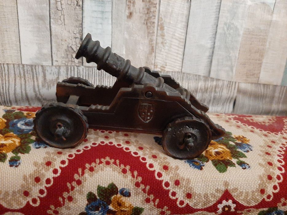 Canhão Vintage, em ferro fundido