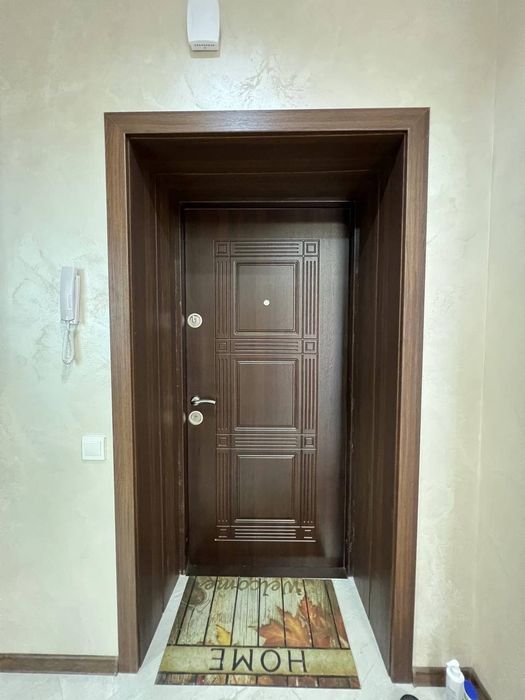 Продам півособняк в центральні частині міста 74м2