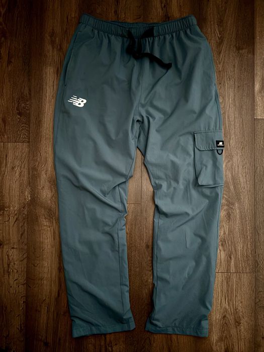 Штани New Balance Sport Essentials Woven Jogger (худі світшот шорти карго  футболка куртка)