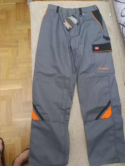 Spodnie robocze rozm.52 w pasie 92-96