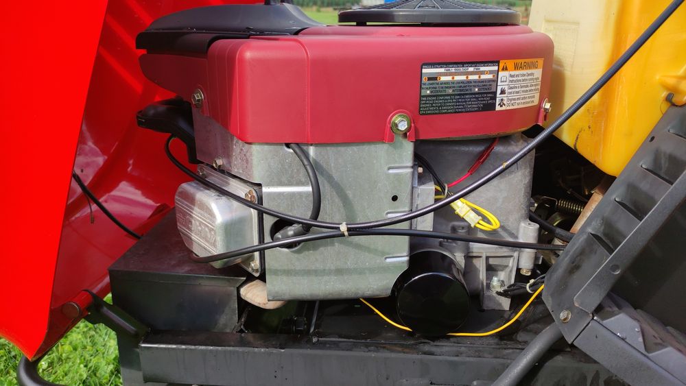 Traktorek kosiarka Honda 20 koni dwa cylindry pompa oleju